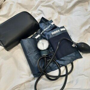 Mabis Precision Aneroid Sphygmomanometer Large Adult Cuff & Carrying Case - Bloo